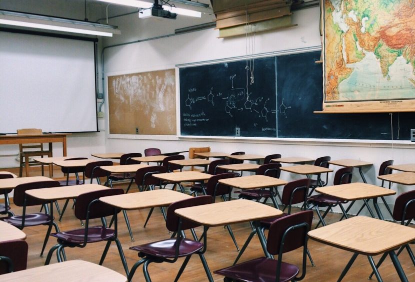 Modena: insegnante sospesa per presunte molestie sessuali a scuola