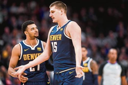 NBA: Toronto Raptors e Denver Nuggets guidano le rispettive conference