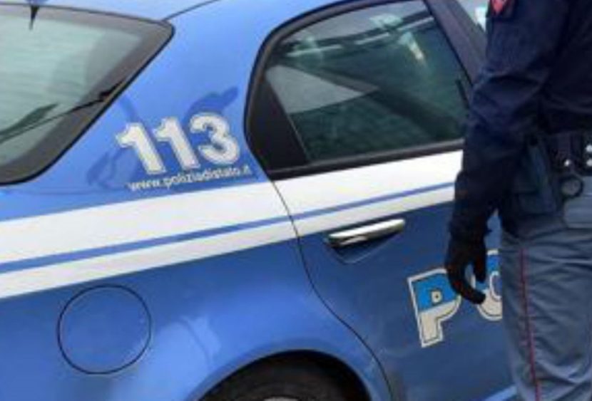 Messina, minaccia e aggredisce poliziotti. Arrestato trentaquattrenne