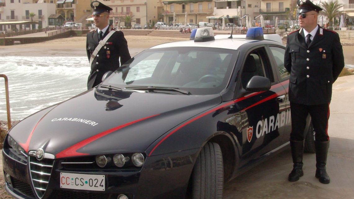 Pioltello (MI): sequestrato e rapinato, 4 arrestati dai Carabinieri
