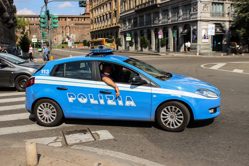 Reggio Calabria, la Polizia arresta un soggetto per detenzione di cocaina