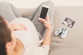 “Non da sola”: l’applicazione per le donne in gravidanza durante il Covid-19