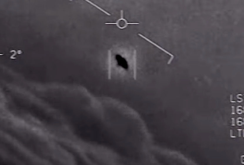 Oggetti “non identificati” nei video della Marina USA: perché non si può parlare di UFO