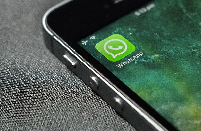 “Facebook Pay”, il servizio che permette di inviare e ricevere denaro con WhatsApp