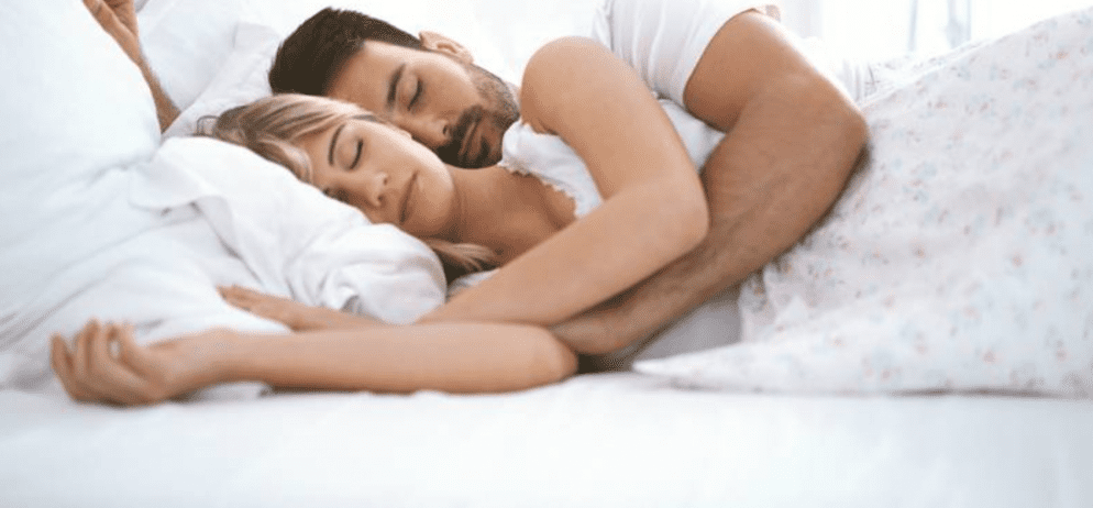 Dormire insieme migliora il sonno e il rapporto di coppia