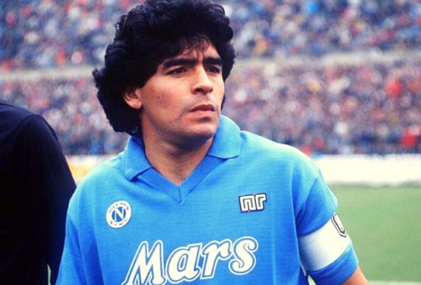 Diego Armando Maradona è morto all’età di 60 anni: arresto cardiaco