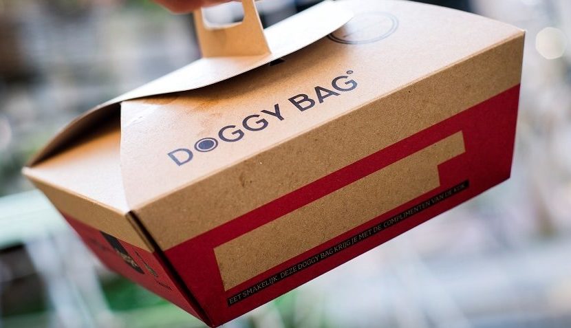 Per non gettare il cibo non consumato, ecco la “Doggy Bag” di Burger King