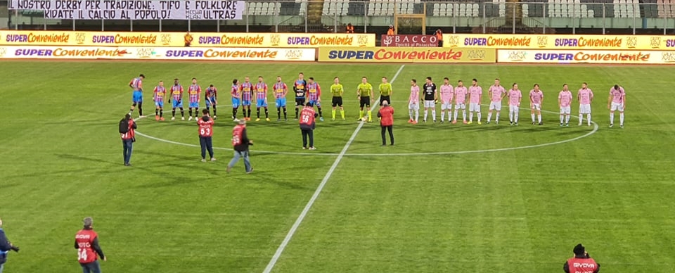 Il derby di Sicilia lo vince incredibilmente il Palermo: 0-1 di Santana