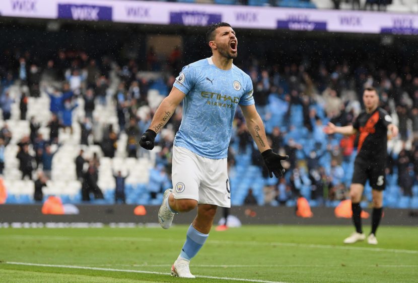 Premier League: Agüero saluta in grande stile, harakiri Leicester