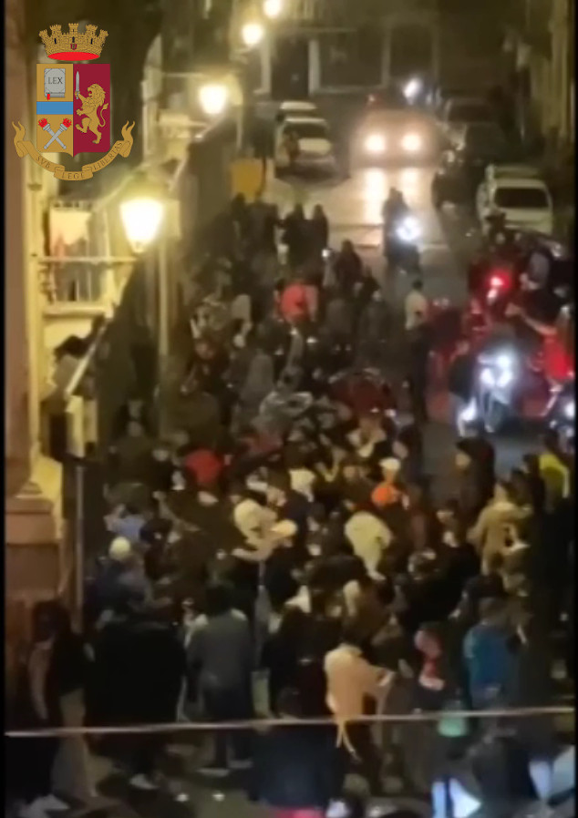 Rissa in centro a Catania: otto denunciati e sette divieti d’accesso ai locali pubblici