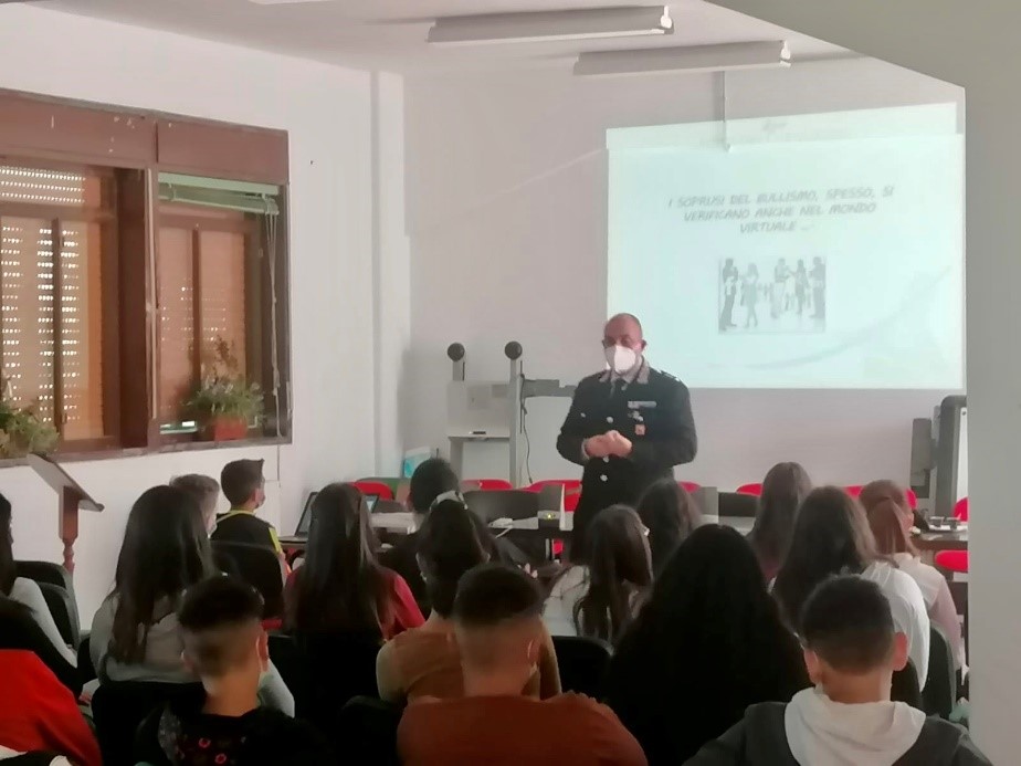 Capizzi (ME):  Incontro con gli alunni della scuola Luigi Sanzo nell’ambito del progetto di cultura della legalità
