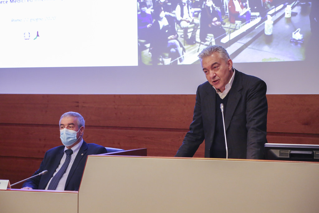 Prosegue la conta dei danni post-pandemica: Domenico Arcuri indagato