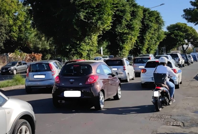 Traffico circonvallazione nel tratto della IV municipalità a Catania