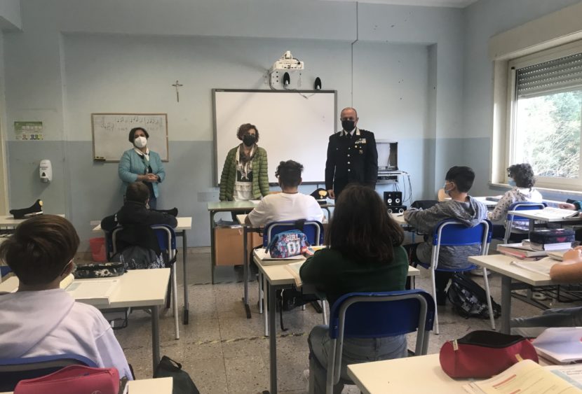 Patti, Carabinieri a scuola: contrasto a bullismo e cyberbullismo