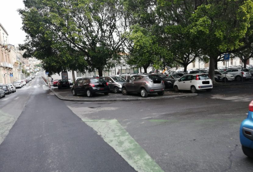 Catania: parcheggio selvaggio nel territorio di “Borgo-Sanzio”