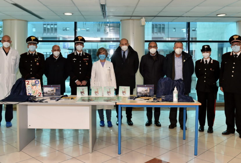 Visita e doni dei Carabinieri ai bimbi dell’Emato-Oncologia al Policlinico