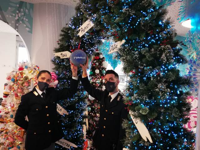 Torino, Polizia di Stato: visita di Natale all’Ospedale Infantile Regina Margherita