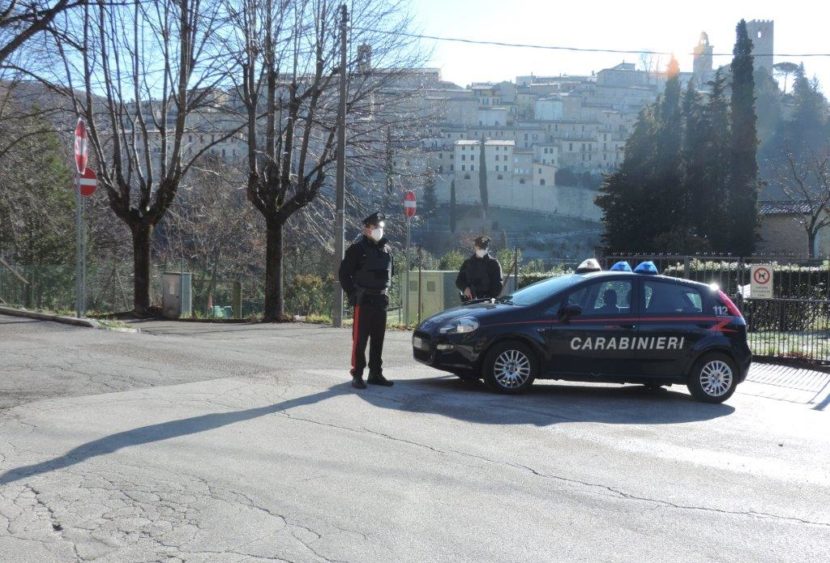 Violazione norme Covid e codice della strada a Gubbio: scattano multe e sanzioni