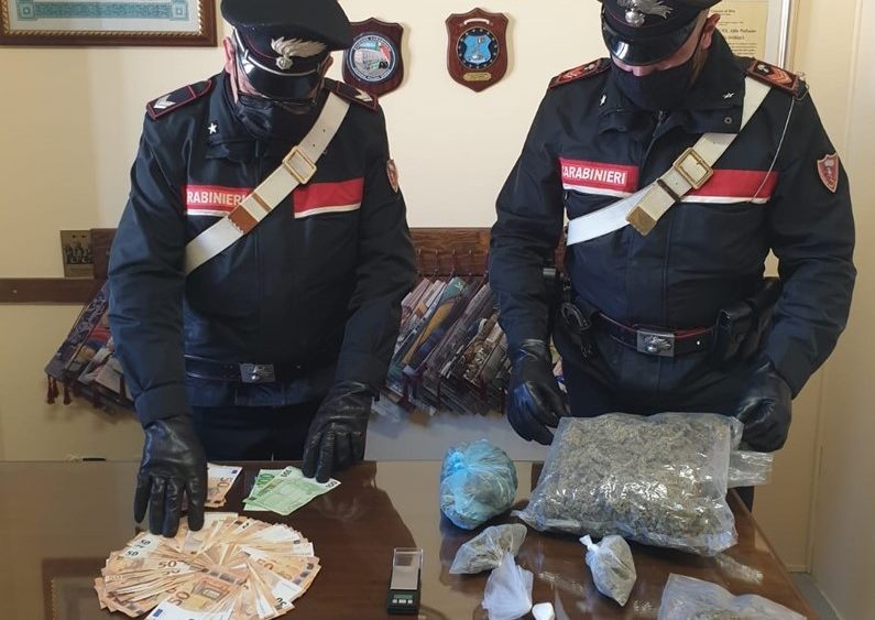 Taormina (ME). Deteneva droga in casa. Carabinieri arrestano 34enne