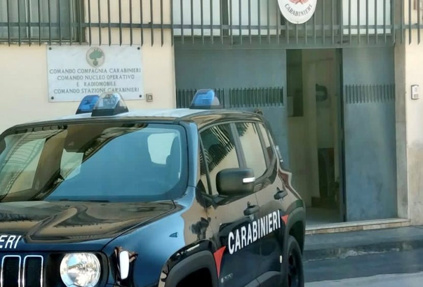Carabinieri arrestano pregiudicato per rapina aggravata