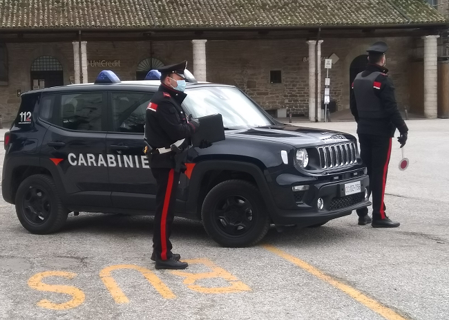 Gubbio: servizi a largo raggio dei Carabinieri