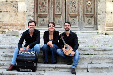 Musica: videoclip Trio Quiròs rende omaggio a Piazzolla