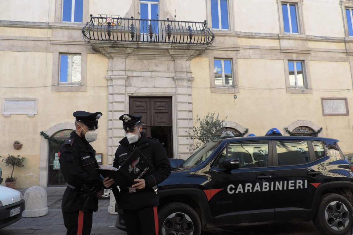 Nocera Umbra: percepiva indebitamente reddito di cittadinanza, denunciato dai carabinieri