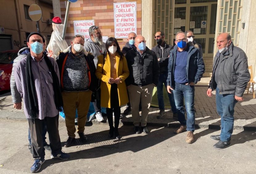 Protesta al Consorzio di Bonifica di Catania, Marano (M5S) incontra i lavoratori: “Serve sblocco immediato graduatorie per assunzioni a tempo indeterminato”.