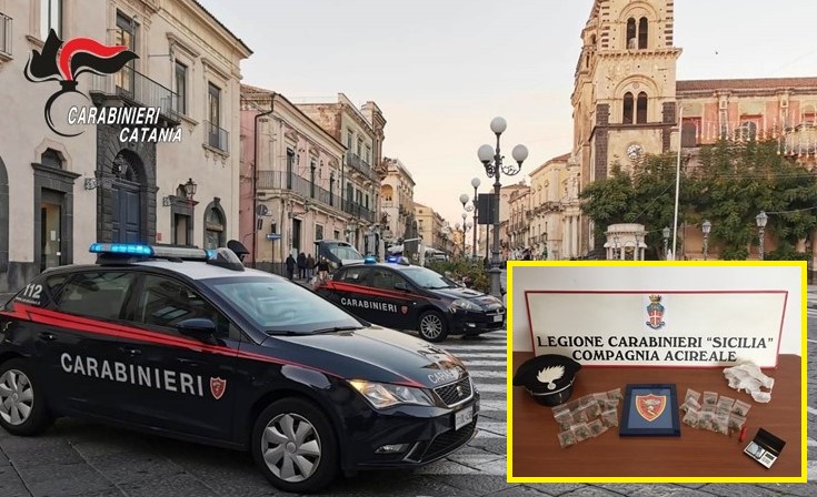 Aci Catena (CT): i carabinieri beccano un pusher “impegnato” nelle consegne, 21enne arrestato