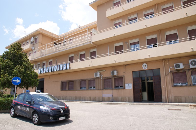 Messina: trasportava droga in macchina; una donna arrestata