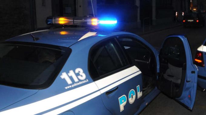 Catania: lungo inseguimento della Polstrada nei confronti di un giovane tossicodipendente, rintracciato e denunciato