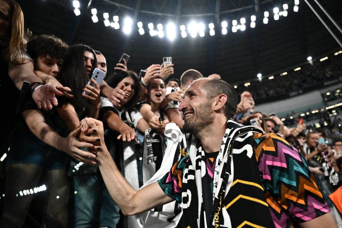 L’ultima volta di Re Giorgio: Chiellini saluta i tifosi della Juventus