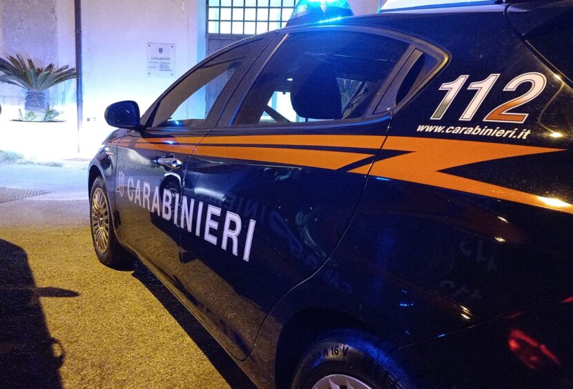 Cascia: i carabinieri denunciano due persone per detenzione abusiva di armi