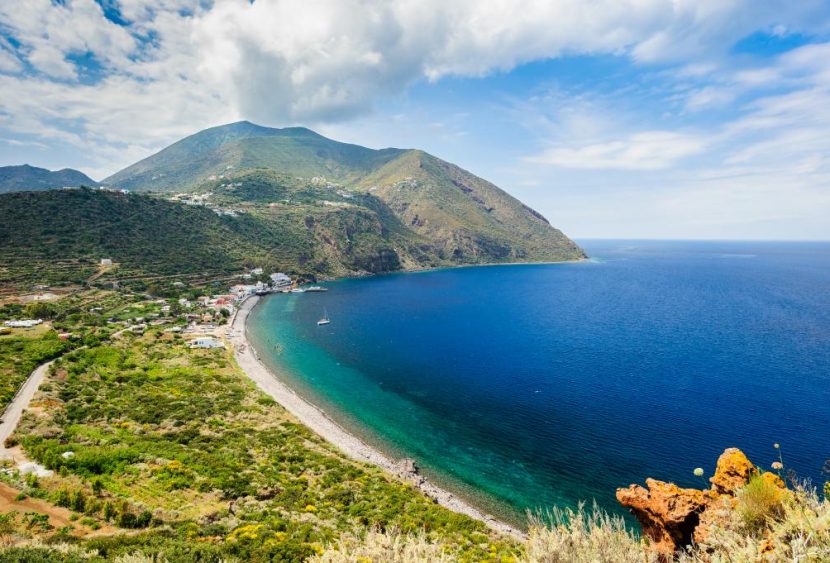Anche la mente va in vacanza: la Sicilia tra paesaggi e spiritualità