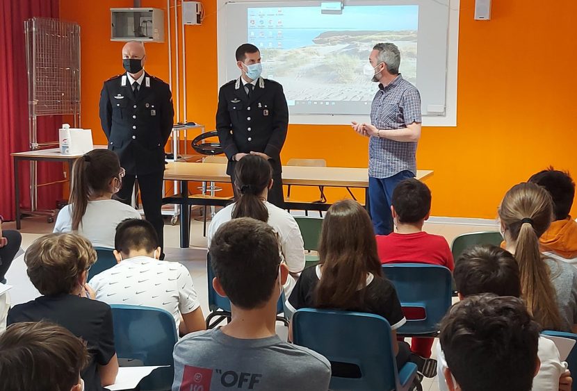 Città delle Pieve: i Carabinieri nelle scuole, nei mesi di Aprile e Maggio, i Militari hanno incontrato complessivamente circa 1000 studenti di varie età