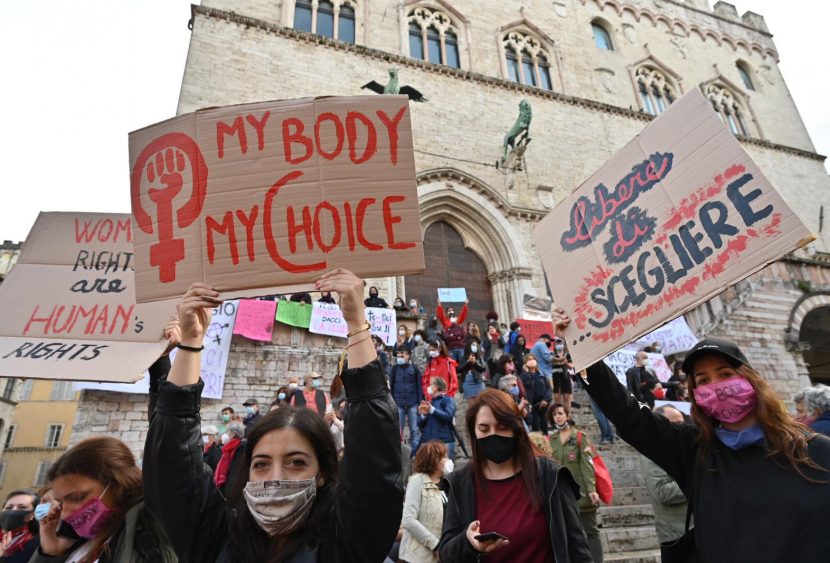 Google nella lotta contro il divieto di aborto negli USA