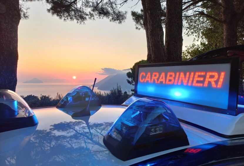 Isole Eolie, controlli dei Carabinieri: denunce e sanzioni.