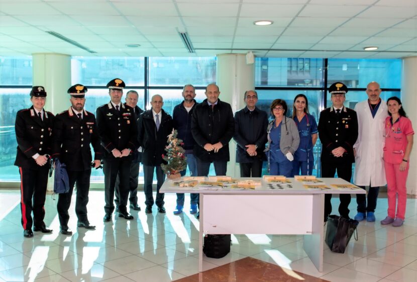 Catania: Visita augurale e doni dei Carabinieri ai piccoli degenti dell’Emato-Oncologia  del presidio  “G.Rodolico” del Policlinico
