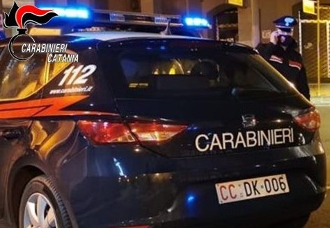 Catania: evade dai domiciliari, 35enne arrestata dai Carabinieri