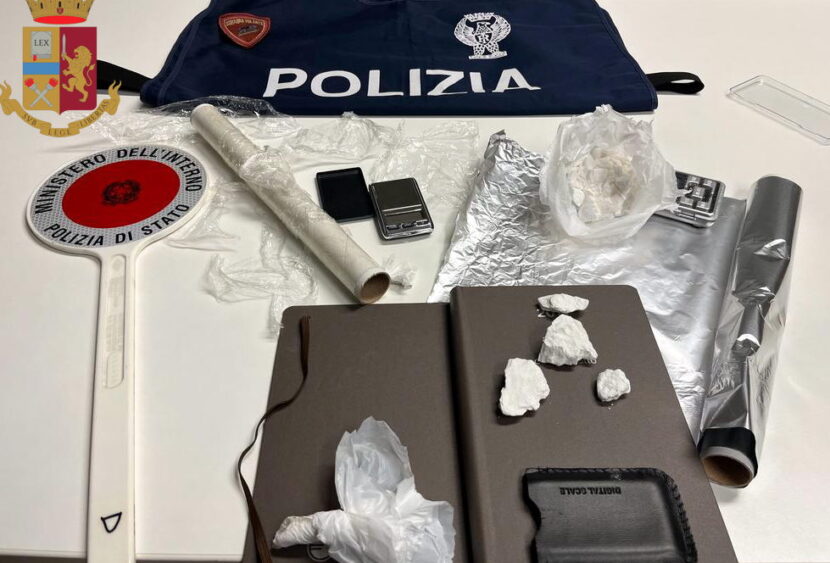 Comiso: la polizia di stato arresta un soggetto per detenzione ai fini di spaccio di cocaina