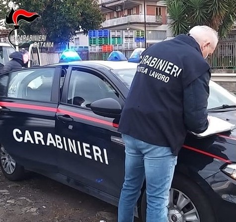 Controlli dei Carabinieri con “Natale sicuro”: denunce e sanzioni