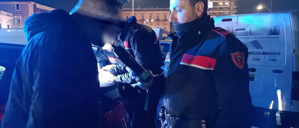 Catania: controlli con l’etilometro, i Carabinieri ritirano 4 patenti