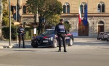 Foligno: investe due persone, denunciato dai carabinieri