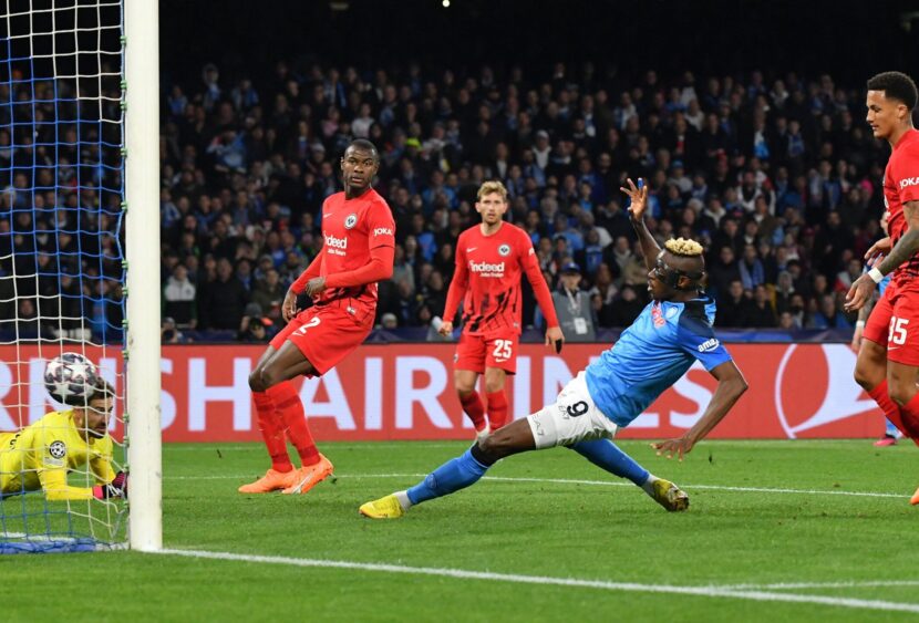 Champions League: un super Osimhen trascina il Napoli ai quarti