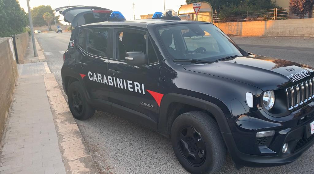 Vittoria – Chiaramonte Gulfi: delitti contro il patrimonio e in materia di sostanze stupefacenti, un arresto e tre denunce in stato di libertà da parte dei Carabinieri