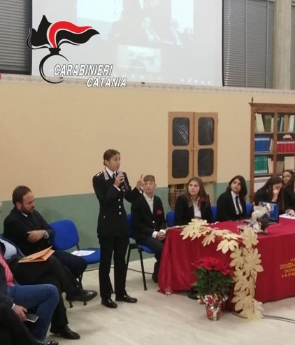 Catania, avviati incontri formativi coi Carabinieri negli istituti scolastici