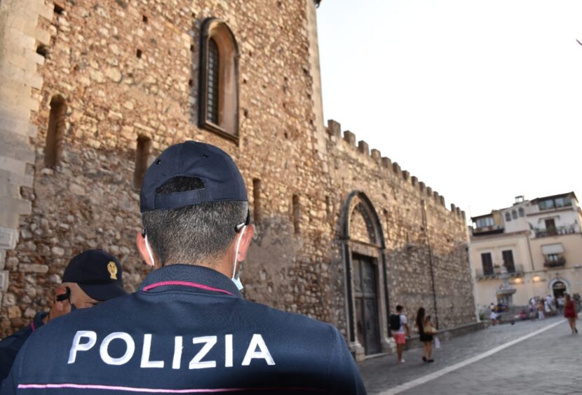 Taormina (ME). Operazione antidroga: la Polizia di Stato esegue cinque misure cautelari personali