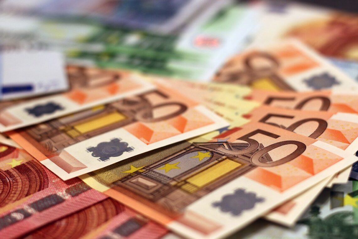 Sindaco indagato per corruzione: “50€ ogni voto di preferenza”
