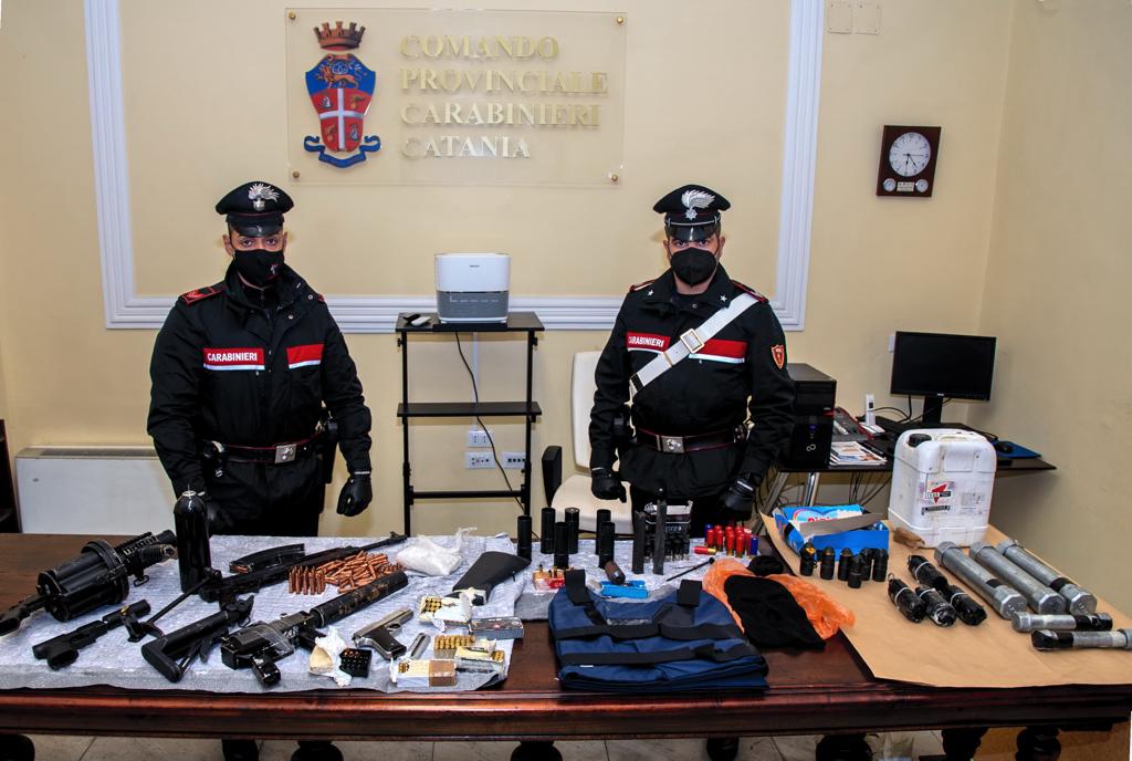 Catania -Traffico d’armi da guerra e clandestine: arrestato un mafioso catanese