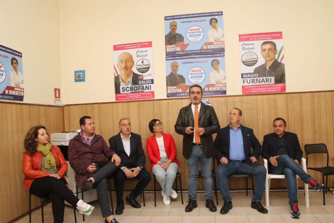 Presentazione dei candidati al consiglio comunale del comitato civico “Catania Rialzati”